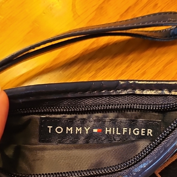 Tommy Hilfiger Navy and Cream Patterned Clutch - Picture 2 of 3
